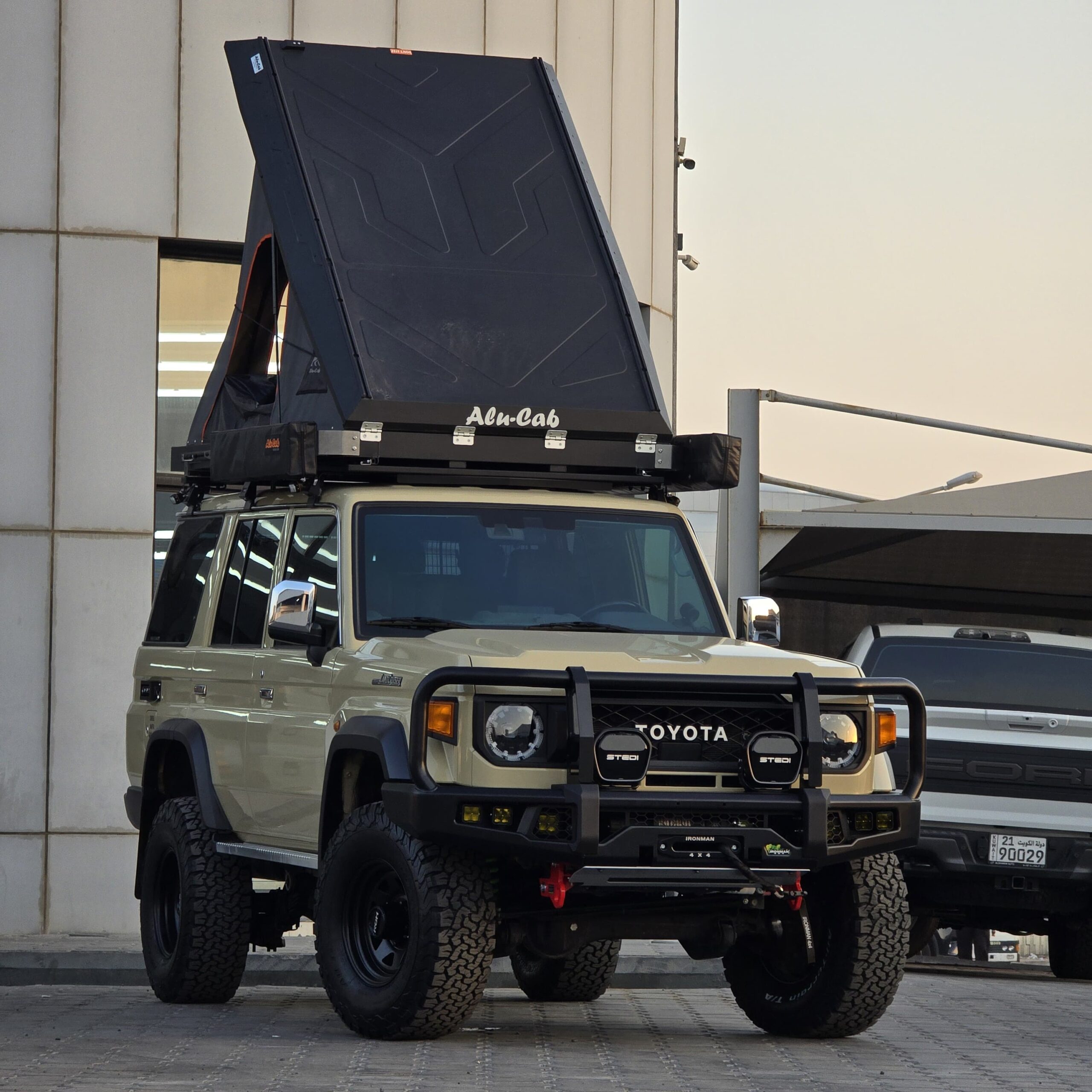 GEN 3-R EXPEDITION ROOFTOP TENT