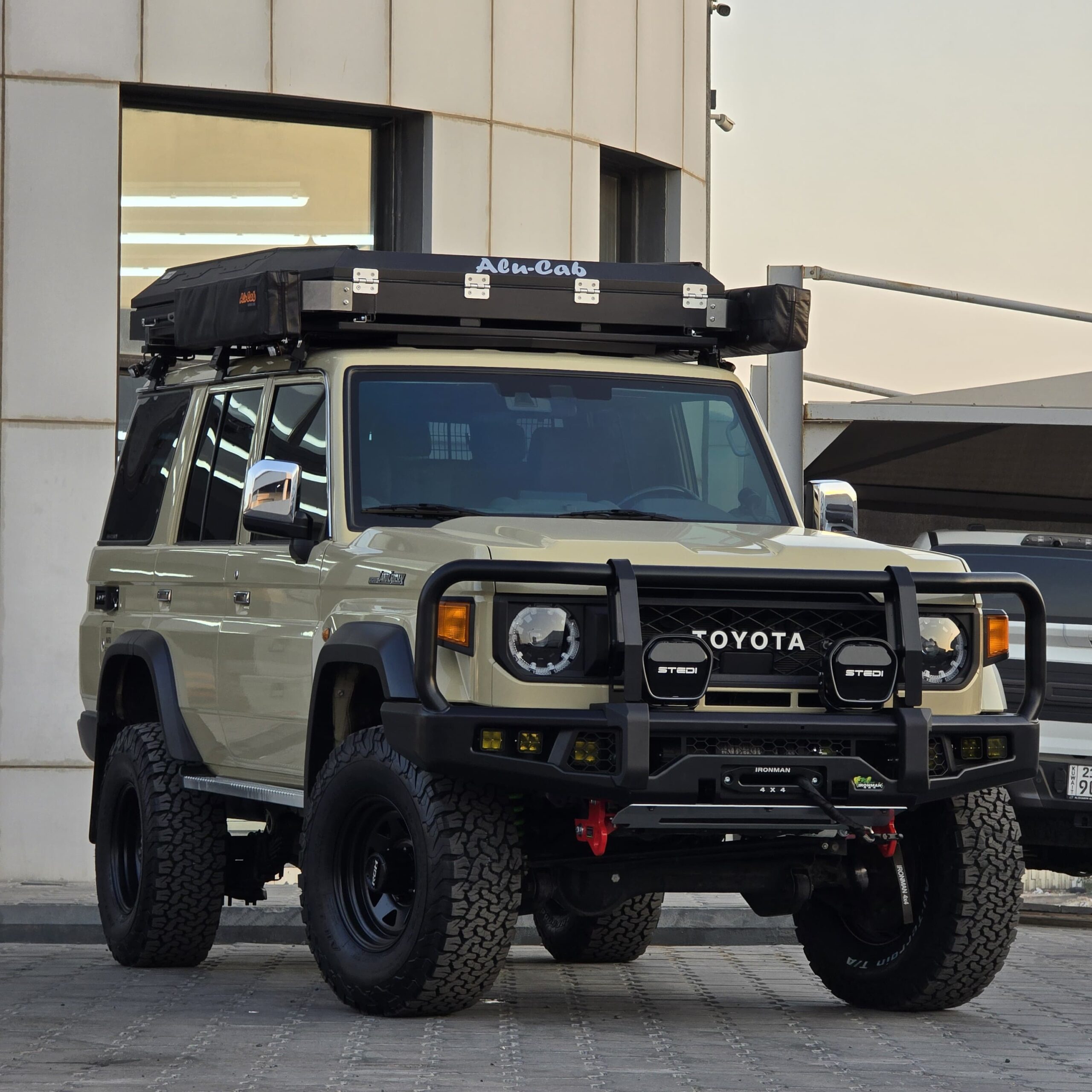 GEN 3-R EXPEDITION ROOFTOP TENT