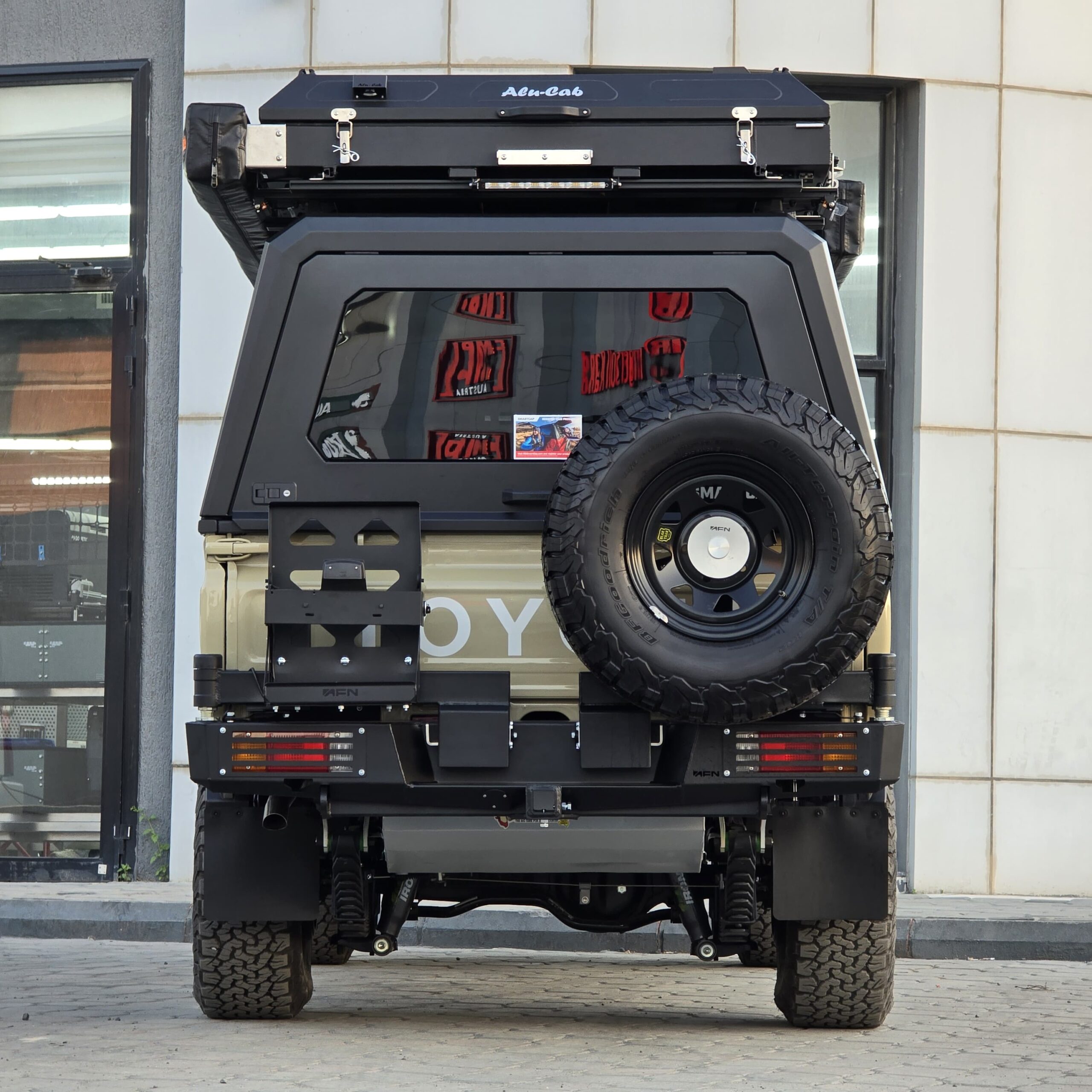 LC79 Rear bumper with Provision Towing hook