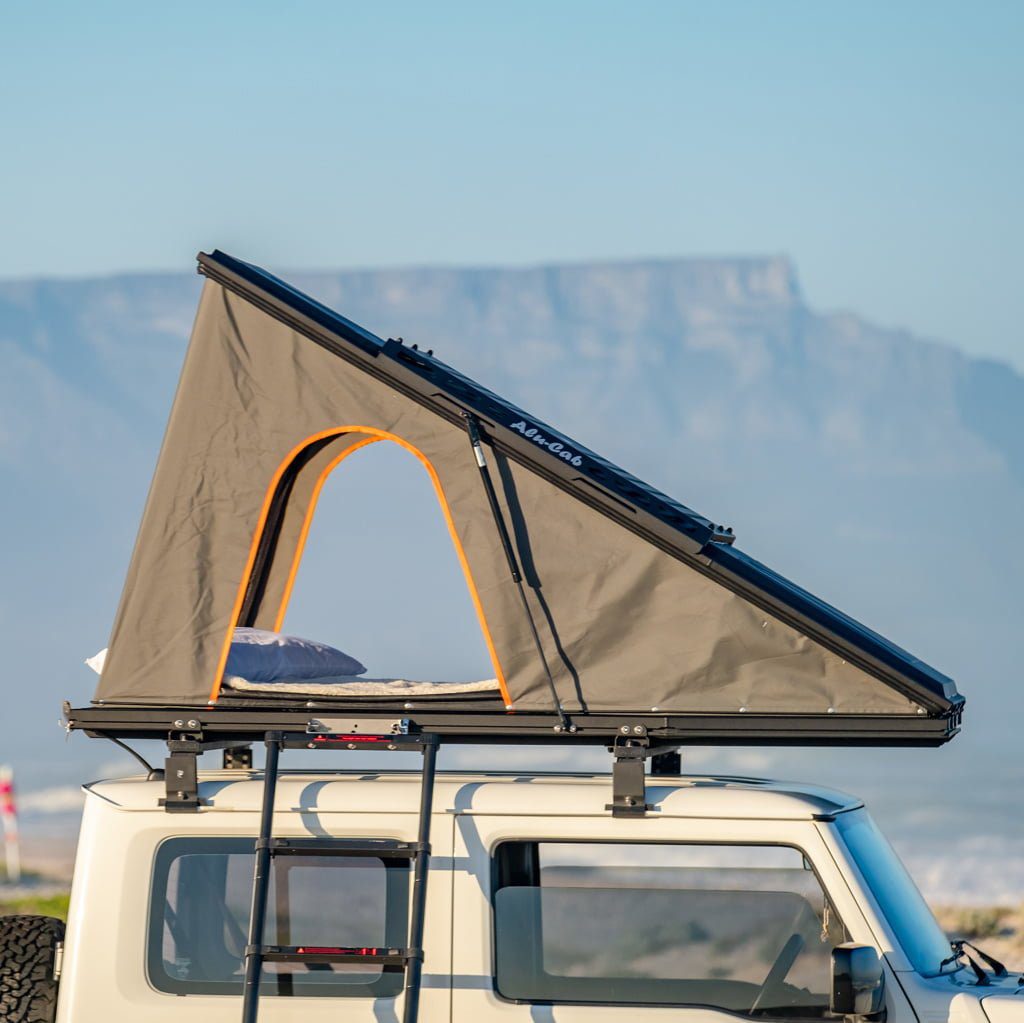 LT-50 LIGHTWEIGHT ROOFTOP TENT