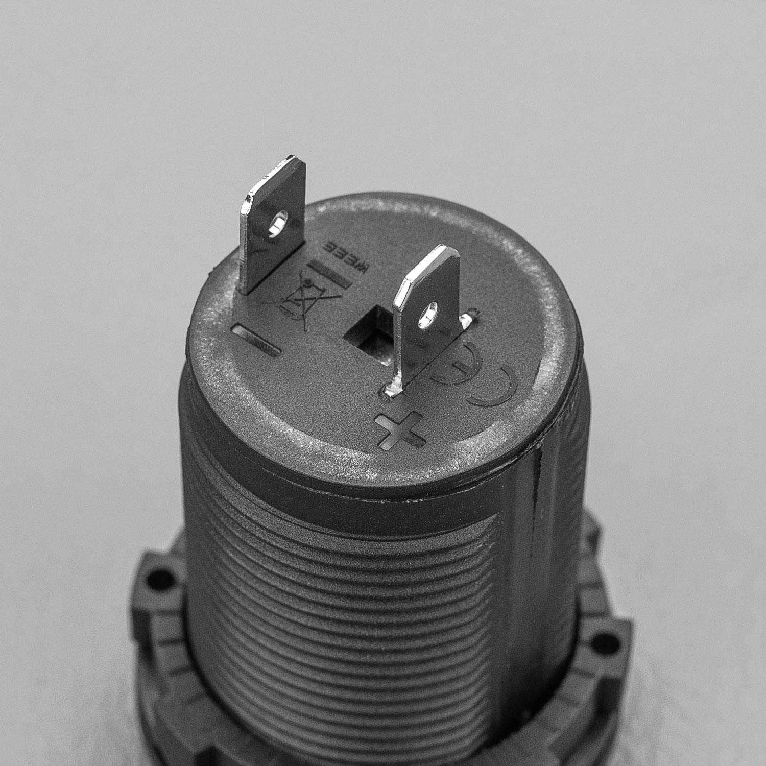 12v CIGARETTE LIGHTER SOCKET – FLUSH MOUNT