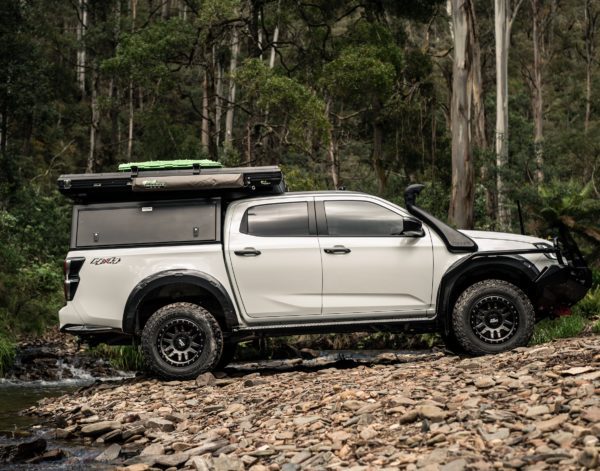 ISUZU DMAX DOUBLE CAB CANOPY