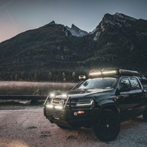 LED LIGHT BAR FX250-SP/FX500-CB/FX250-CB/FX500-SP/FX500-CB SM MOUNTING BRACKET – BY FRONT RUNNER