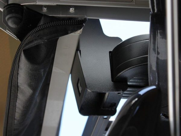 BAT WING/MANTA WING AWNING BRACKETS – BY FRONT RUNNER