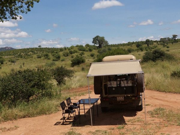 MOVABLE AWNING ARM – BY FRONT RUNNER
