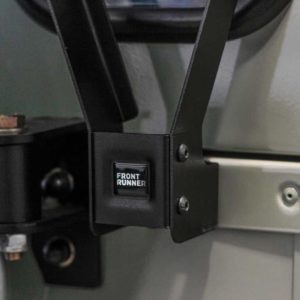 LAND ROVER DEFENDER 90/110 SINGLE GAS BOTTLE BRACKET – BY FRONT RUNNER