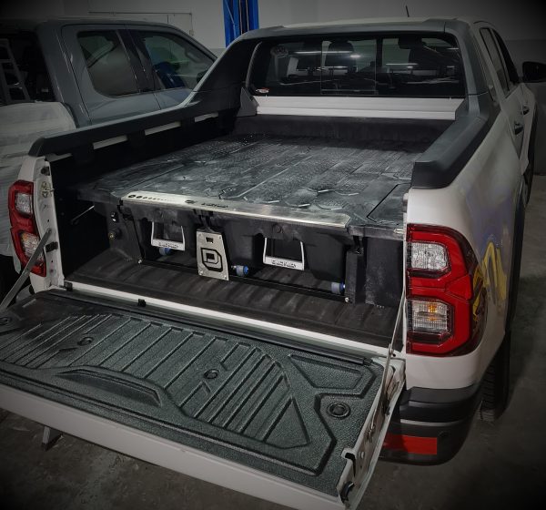 HiLux Revo Double-Cab 2015+ DECKED DRAWER SYSTEM Legacy