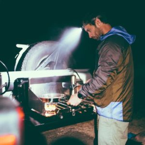 DROP DOWN TAILGATE TABLE – BY FRONT RUNNER