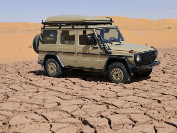G CLASS (1979-2017) SLIMLINE II ROOF RACK KIT – KRGW004L