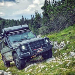 G CLASS (1979-2017) SLIMLINE II ROOF RACK KIT / TALL – KRGWT04L
