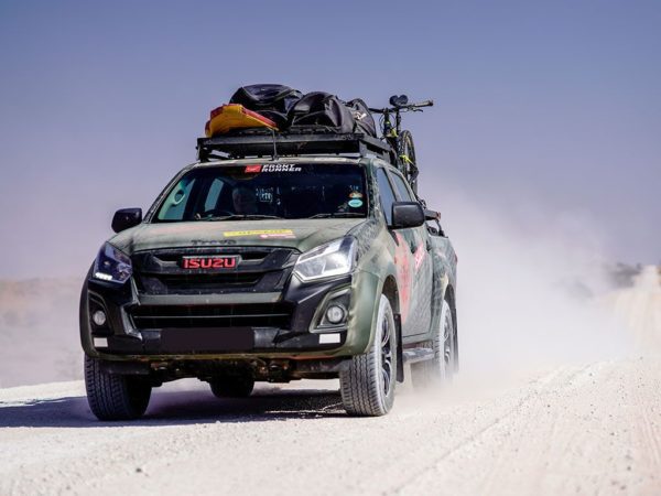 D-MAX RT50/85/2ND GEN DC (2012-2019) SLIMLINE II ROOF RACK KIT – KRID008T