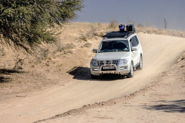 PAJERO LWB CK/BK (2000+) SLIMLINE II ROOF RACK KIT – KRMP018T