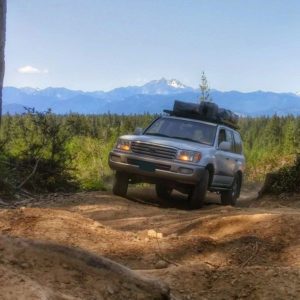LC100 / LX470 (1964mm) SLIMLINE II ROOF RACK KIT – KRTL029T