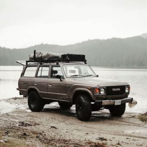 LC60 SLIMLINE II ROOF RACK KIT – KRTL033L