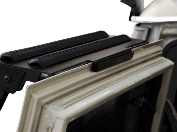 LC76 LADDER