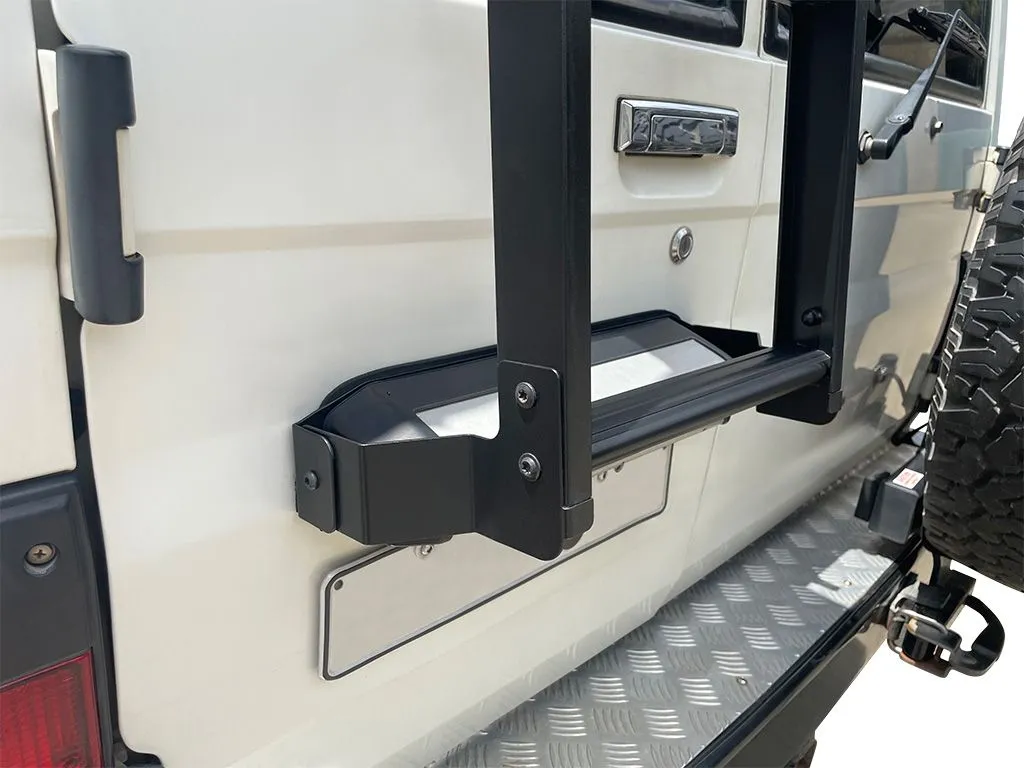 LC75/78 Troopy Ladder