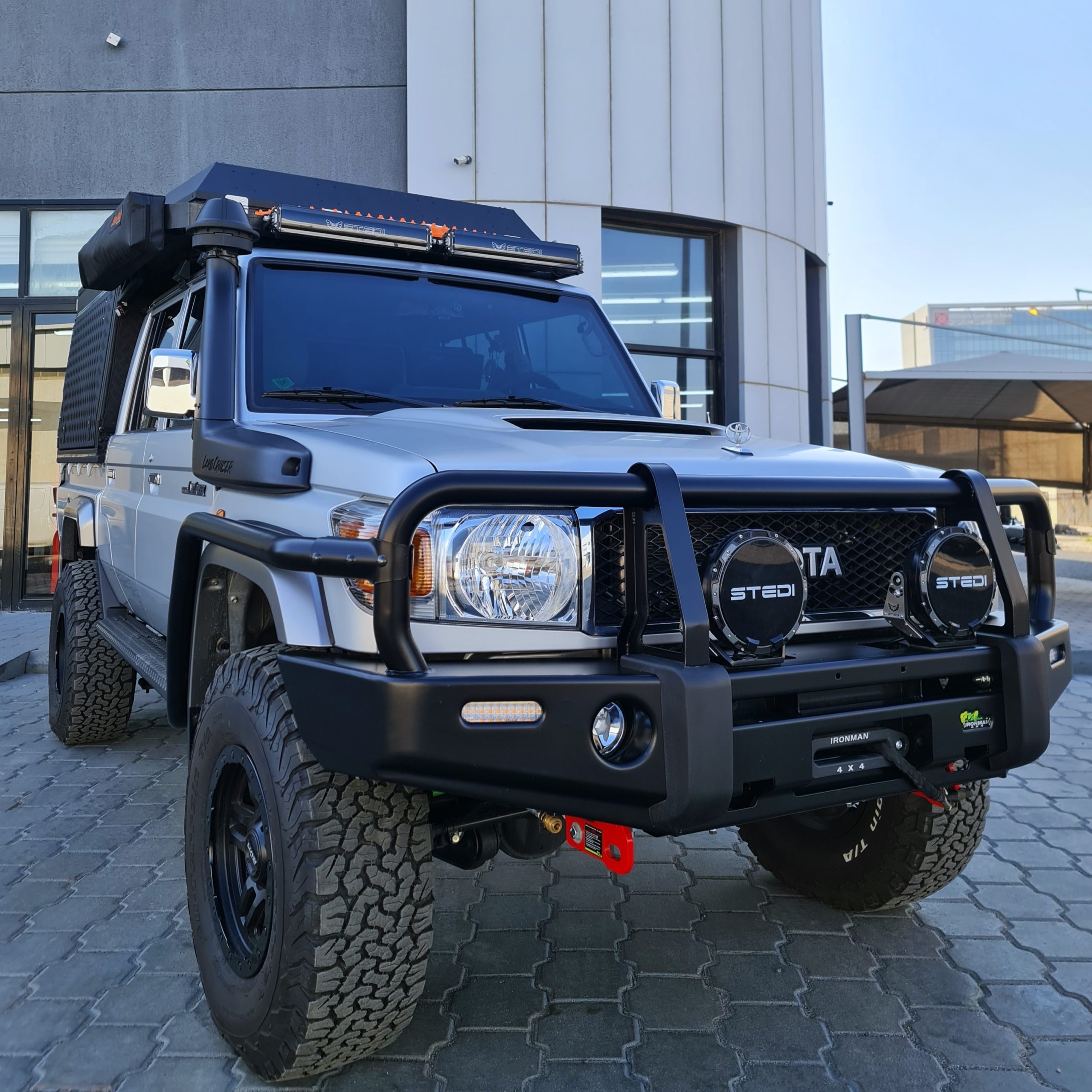 TOYOTA LC71/LC76/LC78/LC79 2007+ PREMIUM DELUXE BULL BAR