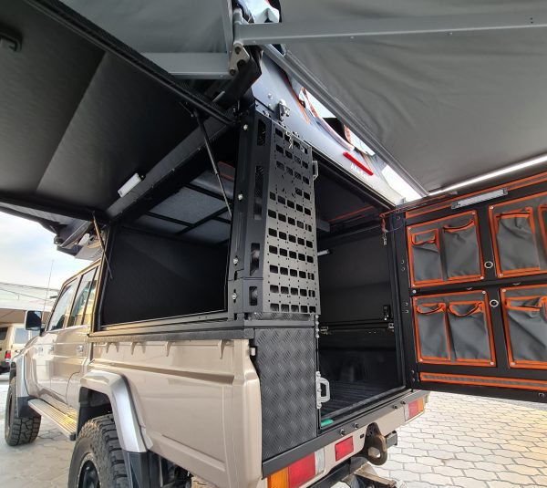 LC79 CANOPY CAMPER