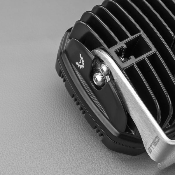 90W LED FLOOD LIGHT