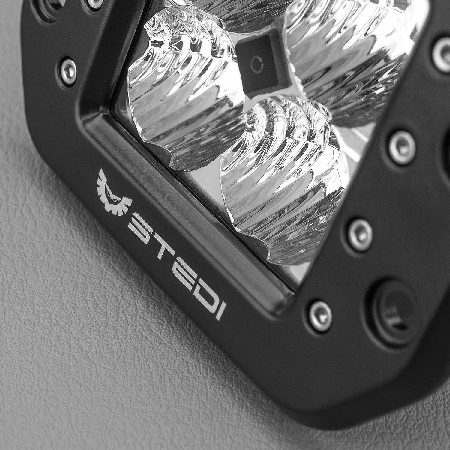 FLOOD – C-4 BLACK EDITION FLUSH MOUNT LED LIGHT