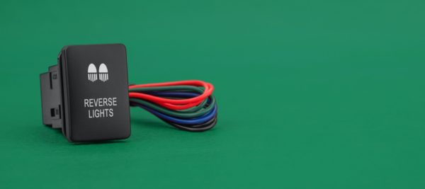 SHORT TYPE PUSH SWITCH TO SUIT TOYOTA , MITSUBISHI | REVERSE LIGHTS