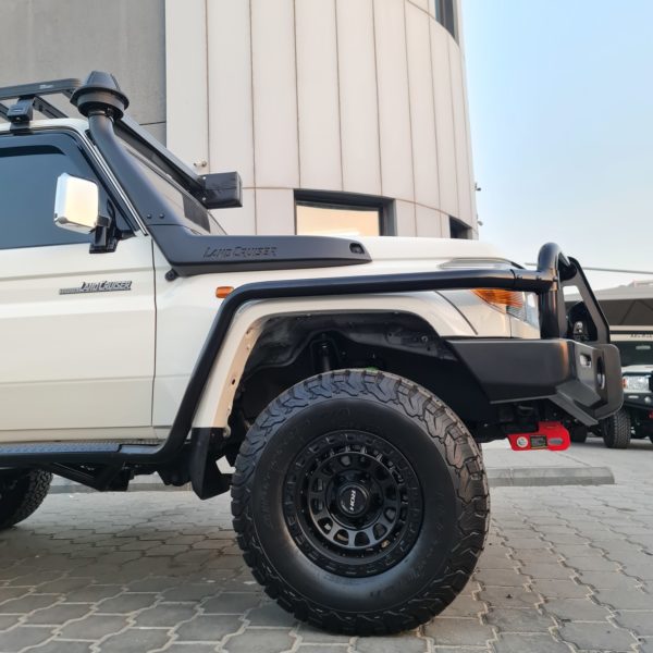 LC71/LC76/LC78/LC79 (16X9) 5x ASSAULT WHEELS (5/150)