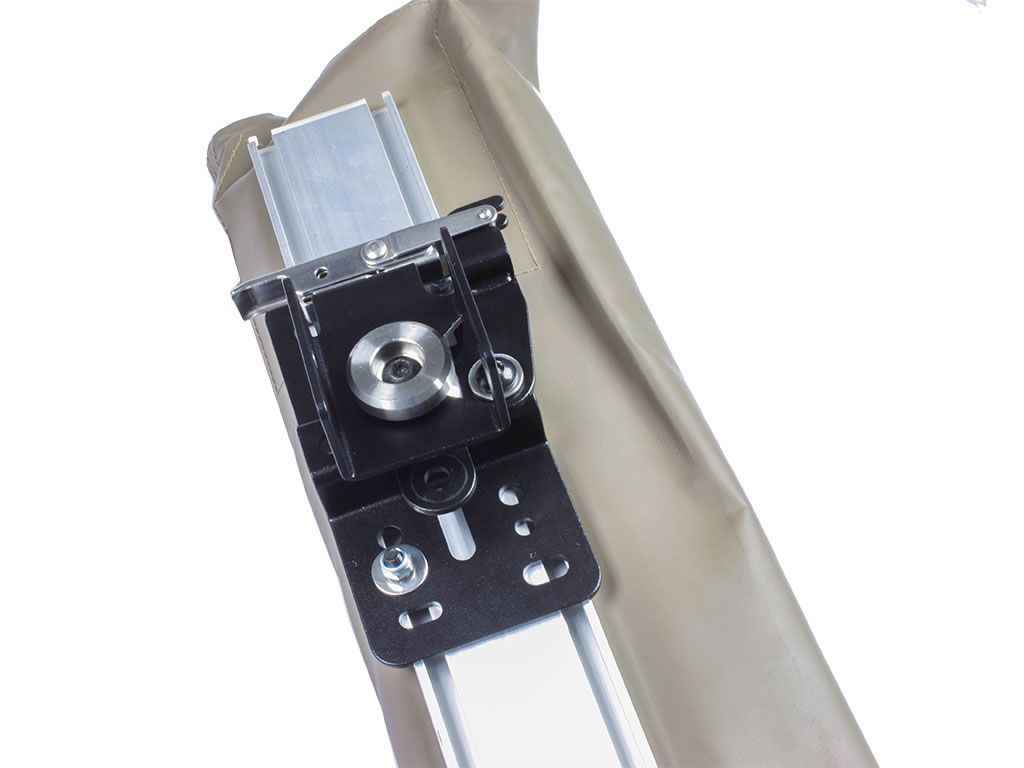 QUICK RELEASE AWNING MOUNT KIT – BY FRONT RUNNER