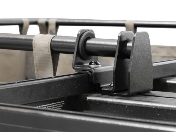 RACK MOUNT SHOWER CUBICLE – BY FRONT RUNNER