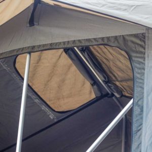 ROOF TOP TENT – BY FRONT RUNNER