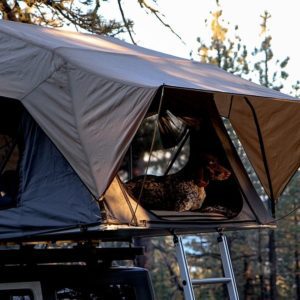 ROOF TOP TENT – BY FRONT RUNNER