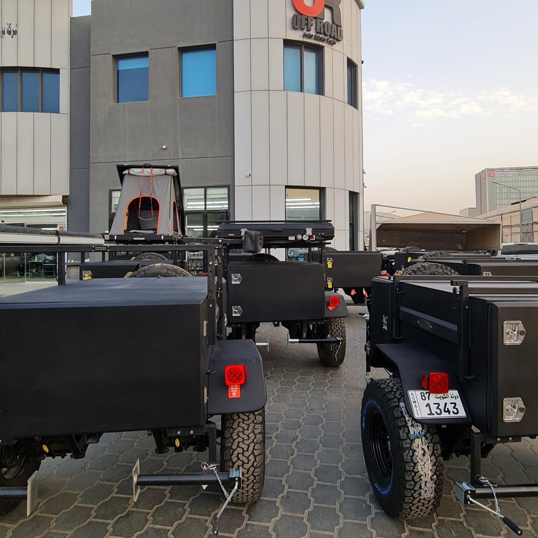 SCOUT TRAILER includes roofrack, awning and shower box