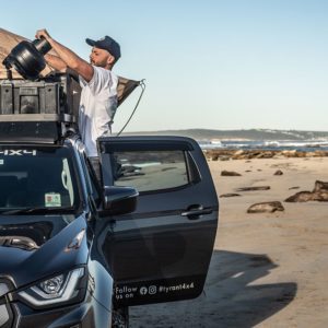 D-MAX RG/3RD GEN (2020-CURRENT) SLIMLINE II ROOF RACK KIT – KRID011T