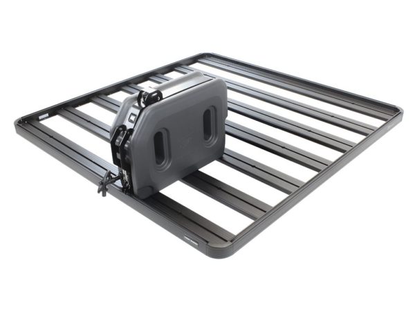 PRO WATER TANK WITH MOUNTING SYSTEM / 20L – BY FRONT RUNNER