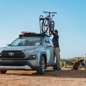 RAV4 (2019 – current) (1358mm) SLIMLINE II ROOF RACK KIT – KRTR004T